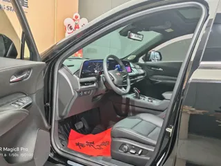 Cadillac XT4 2025 купить из Китая, цена 4 407 000 ₽ — Suifenhe Auto