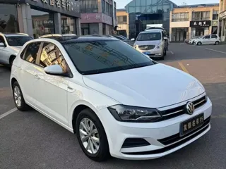 Volkswagen Polo 2021 купить из Китая, цена 1 422 000 ₽ — Suifenhe Auto
