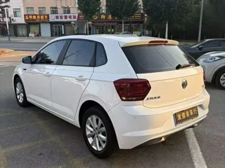 Volkswagen Polo 2021 купить из Китая, цена 1 422 000 ₽ — Suifenhe Auto