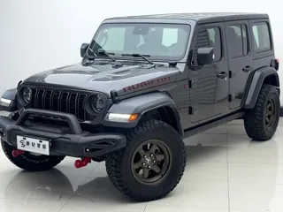 Jeep Wrangler 2024 купить из Китая, цена 9 780 000 ₽ — Suifenhe Auto