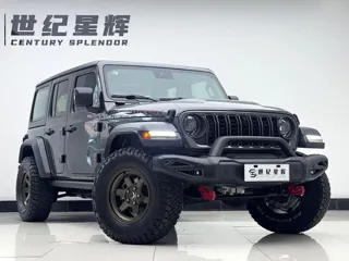 Jeep Wrangler 2024 купить из Китая, цена 9 780 000 ₽ — Suifenhe Auto