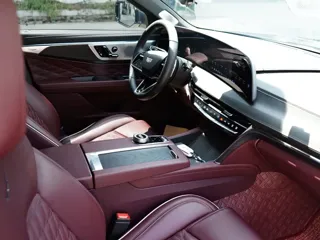 Cadillac CT6 2024 купить из Китая, цена 5 994 000 ₽ — Suifenhe Auto