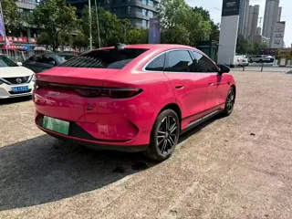 BYD Qin 2025 купить из Китая, цена 3 150 000 ₽ — Suifenhe Auto