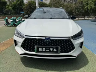 BYD e2 2019 купить из Китая, цена 1 094 000 ₽ — Suifenhe Auto