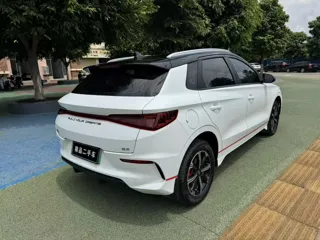 BYD e2 2019 купить из Китая, цена 1 094 000 ₽ — Suifenhe Auto