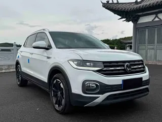 Volkswagen Tacqua 2022 купить из Китая, цена 1 795 000 ₽ — Suifenhe Auto