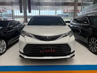 Toyota SIENNA 2025 купить из Китая, цена 7 182 000 ₽ — Suifenhe Auto