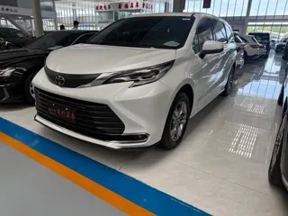 Toyota SIENNA 2025 купить из Китая, цена 7 182 000 ₽ — Suifenhe Auto