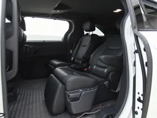 Toyota SIENNA 2024 купить из Китая, цена 7 334 000 ₽ — Suifenhe Auto