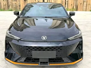 Changan UNI-V 2024 купить из Китая, цена 2 555 000 ₽ — Suifenhe Auto