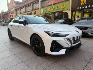 Changan UNI-V 2024 купить из Китая, цена 2 555 000 ₽ — Suifenhe Auto