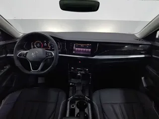 Volkswagen Passat 2024 купить из Китая, цена 3 409 000 ₽ — Suifenhe Auto