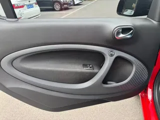 smart fortwo 2019 купить из Китая, цена 1 490 000 ₽ — Suifenhe Auto