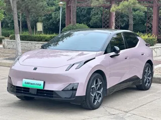 Lynk & Co Z20 2025