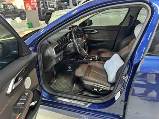 BMW 1 Series 2022 купить из Китая, цена 1 593 000 ₽ — Suifenhe Auto