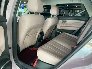 Aion UT 2026 купить из Китая, цена 1 614 000 ₽ — Suifenhe Auto