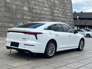 Bestune B70 2024 купить из Китая, цена 2 539 000 ₽ — Suifenhe Auto