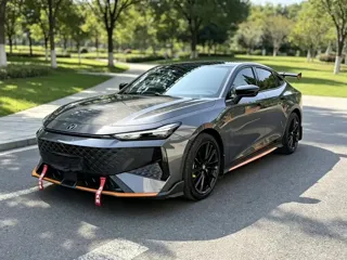 Changan UNI-V 2024 купить из Китая, цена 2 453 000 ₽ — Suifenhe Auto