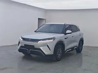 BYD Yuan UP 2025 купить из Китая, цена 1 804 000 ₽ — Suifenhe Auto