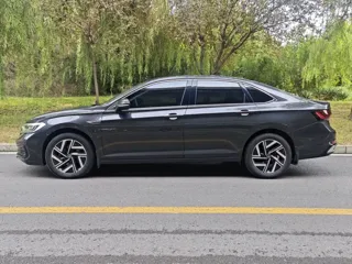 Volkswagen Sagitar 2024 купить из Китая, цена 2 826 000 ₽ — Suifenhe Auto