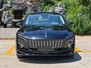Hongqi E-QM5 2024 купить из Китая, цена 1 940 000 ₽ — Suifenhe Auto