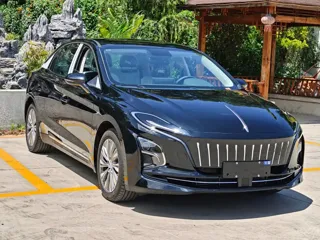 Hongqi E-QM5 2024 купить из Китая, цена 1 940 000 ₽ — Suifenhe Auto