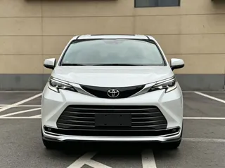 Toyota SIENNA 2025 купить из Китая, цена 8 787 000 ₽ — Suifenhe Auto