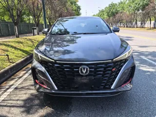Changan Eado 2024 купить из Китая, цена 2 115 000 ₽ — Suifenhe Auto