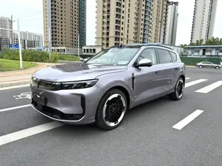 Voyah Free 2026 купить из Китая, цена 5 390 000 ₽ — Suifenhe Auto