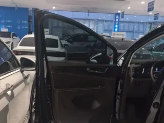 Volkswagen Viloran 2024 купить из Китая, цена 5 439 000 ₽ — Suifenhe Auto