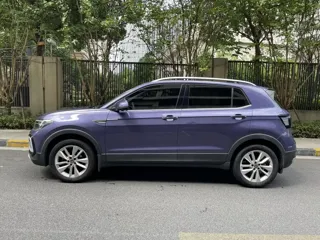 Volkswagen T-Cross 2021 купить из Китая, цена 1 586 000 ₽ — Suifenhe Auto