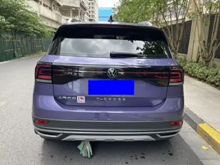 Volkswagen T-Cross 2021 купить из Китая, цена 1 586 000 ₽ — Suifenhe Auto