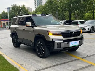 Fangchengbao Bao 8 2024 купить из Китая, цена 9 277 000 ₽ — Suifenhe Auto