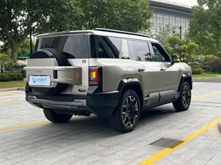 Fangchengbao Bao 8 2024 купить из Китая, цена 9 277 000 ₽ — Suifenhe Auto