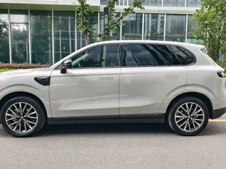 Leapmotor B10 2025 купить из Китая, цена 3 132 000 ₽ — Suifenhe Auto