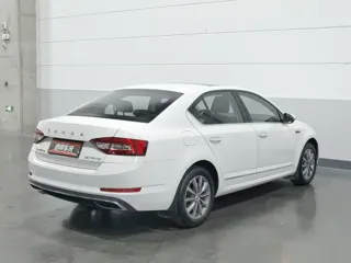 Skoda Octavia 2021 купить из Китая, цена 1 266 000 ₽ — Suifenhe Auto