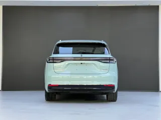 Shangjie H5 2025 купить из Китая, цена 3 694 000 ₽ — Suifenhe Auto