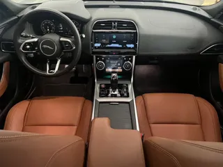 Jaguar XE 2026 купить из Китая, цена 4 489 000 ₽ — Suifenhe Auto