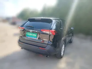 Toyota RAV4 2025 купить из Китая, цена 3 405 000 ₽ — Suifenhe Auto