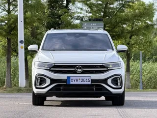 Volkswagen T-ROC 2024 купить из Китая, цена 3 160 000 ₽ — Suifenhe Auto