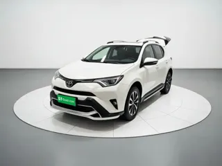 Toyota RAV4 2019 купить из Китая, цена 2 023 000 ₽ — Suifenhe Auto