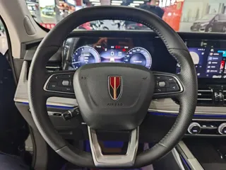 Hongqi HS5 2025 купить из Китая, цена 4 094 000 ₽ — Suifenhe Auto