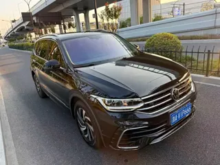 Volkswagen Tiguan L 2024 купить из Китая, цена 3 797 000 ₽ — Suifenhe Auto