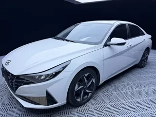 Hyundai Elantra 2023 купить из Китая, цена 1 679 000 ₽ — Suifenhe Auto