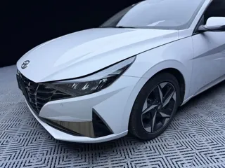 Hyundai Elantra 2023 купить из Китая, цена 1 679 000 ₽ — Suifenhe Auto