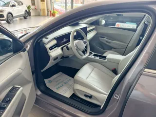 Volkswagen Lavida 2025 купить из Китая, цена 3 198 000 ₽ — Suifenhe Auto