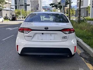 Toyota Levin 2023 купить из Китая, цена 1 423 000 ₽ — Suifenhe Auto