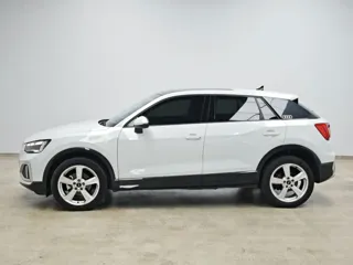 Audi Q2L 2022 купить из Китая, цена 1 858 000 ₽ — Suifenhe Auto