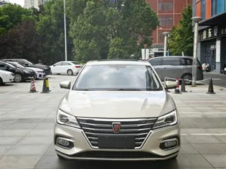 Roewe i5 2021 купить из Китая, цена 1 136 000 ₽ — Suifenhe Auto