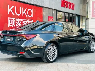 Toyota Avalon 2025 купить из Китая, цена 4 411 000 ₽ — Suifenhe Auto